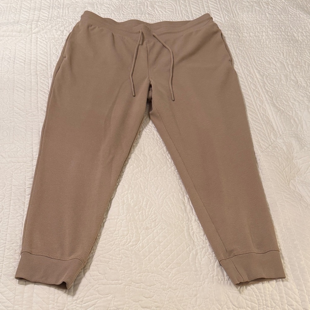 Women’s Max & Mia Tan Jogger Lounging Pants Waffle Knit Cabincore Cozy
